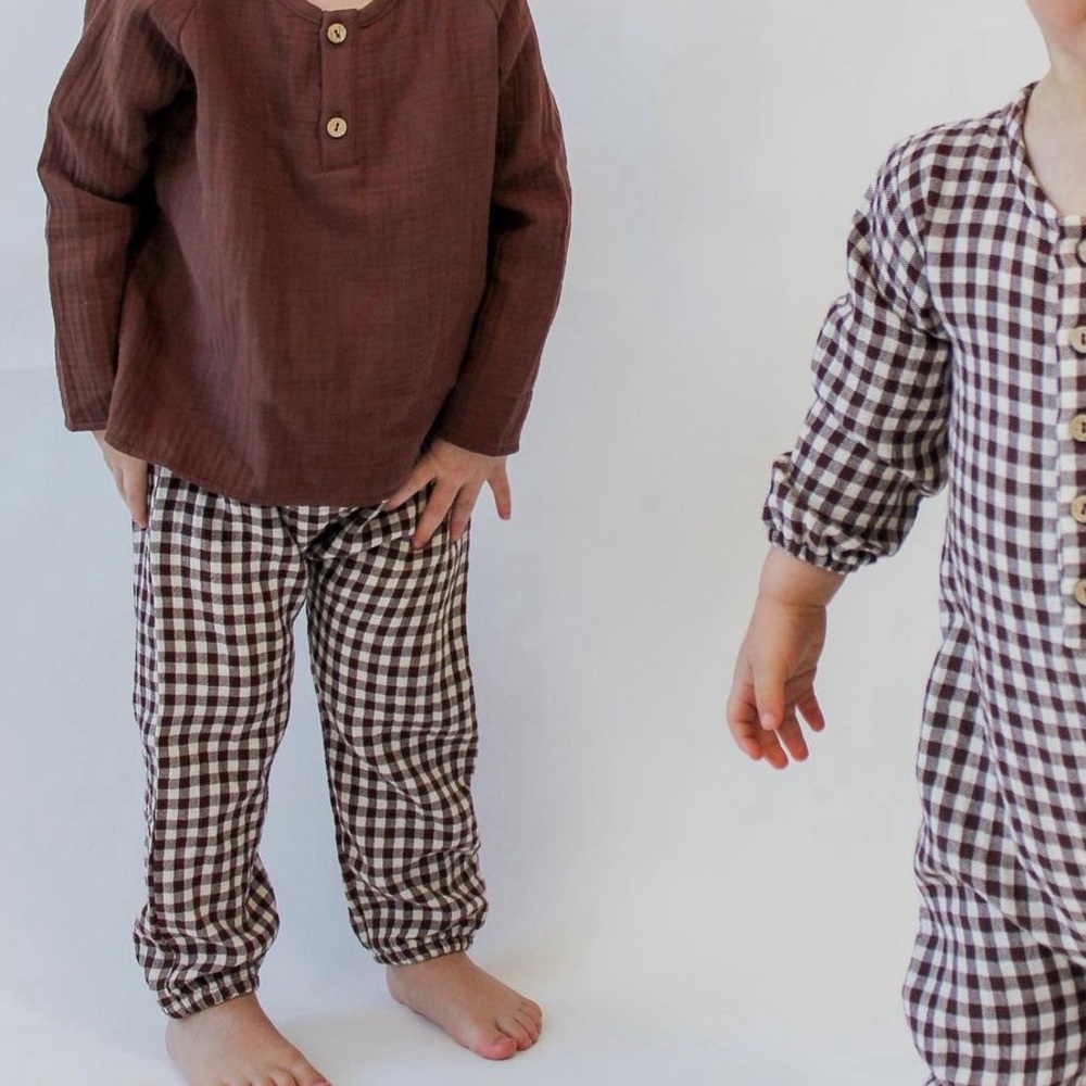 Quincy Mae Woven Pant - Plum Gingham